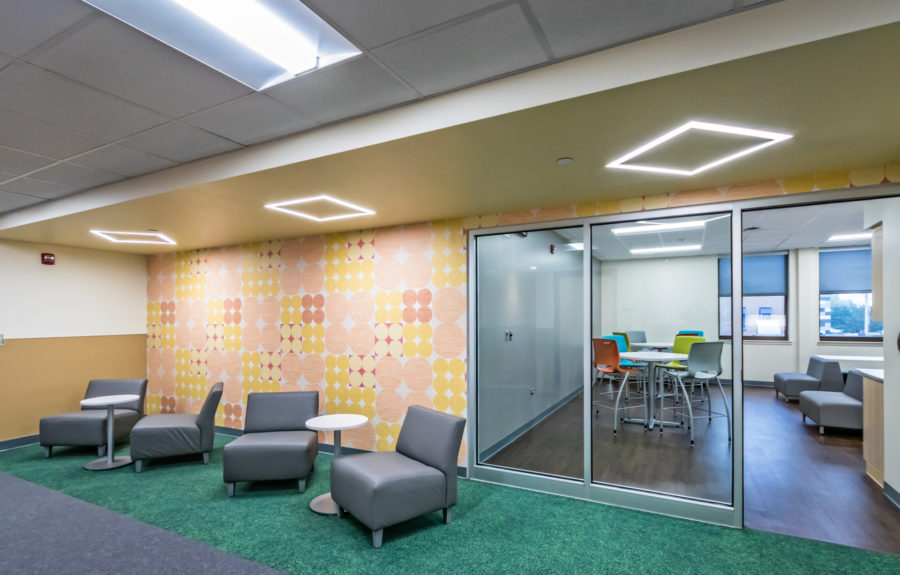 The 2nd floor Professional Development corridor offers an open breakoutspace along circulation paths. Students may even see the adults collaborating and working together.